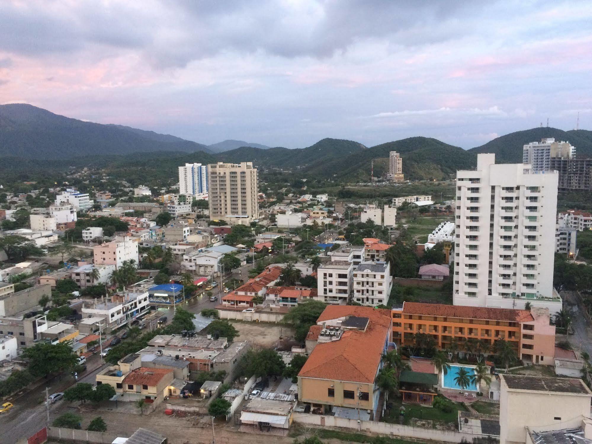 Brizzamar Hotel 圣玛尔塔 外观 照片